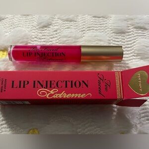 Too Faced Lip Injection Extreme - Pink Punch
